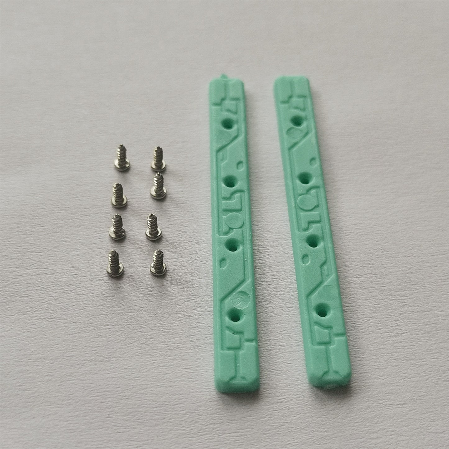 Fingerboard Board Rails for Deck