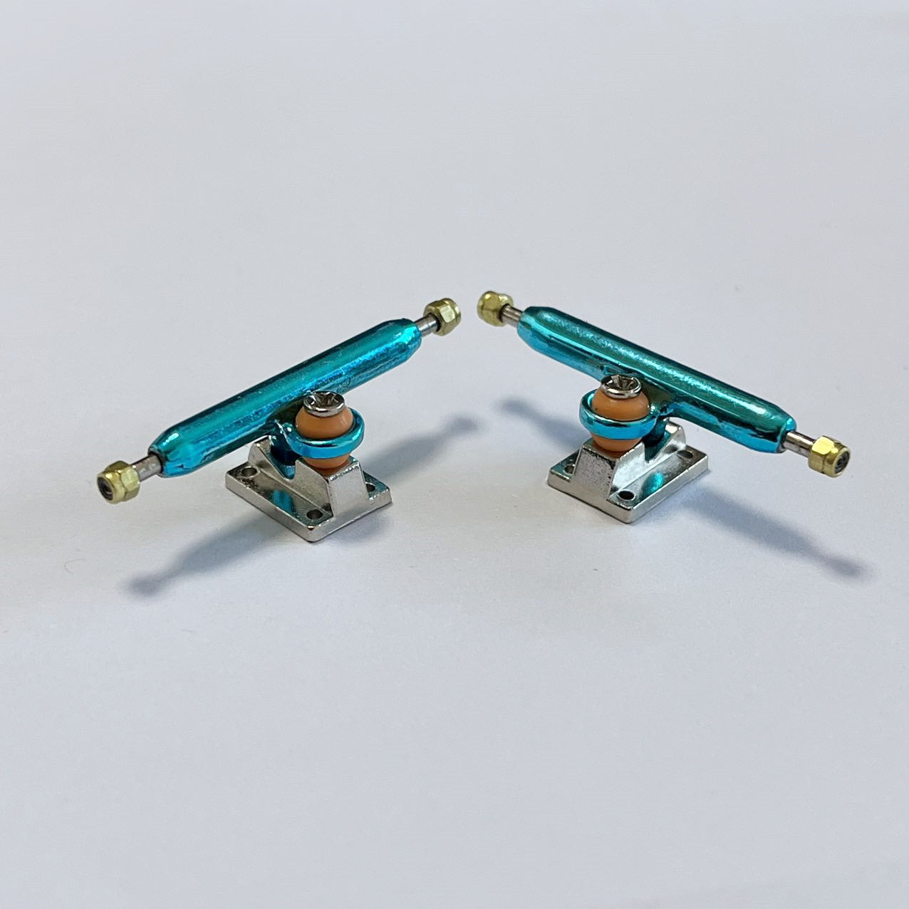 V1 Fingerboard Trucks 32mm 34mm Inverted Kingpin