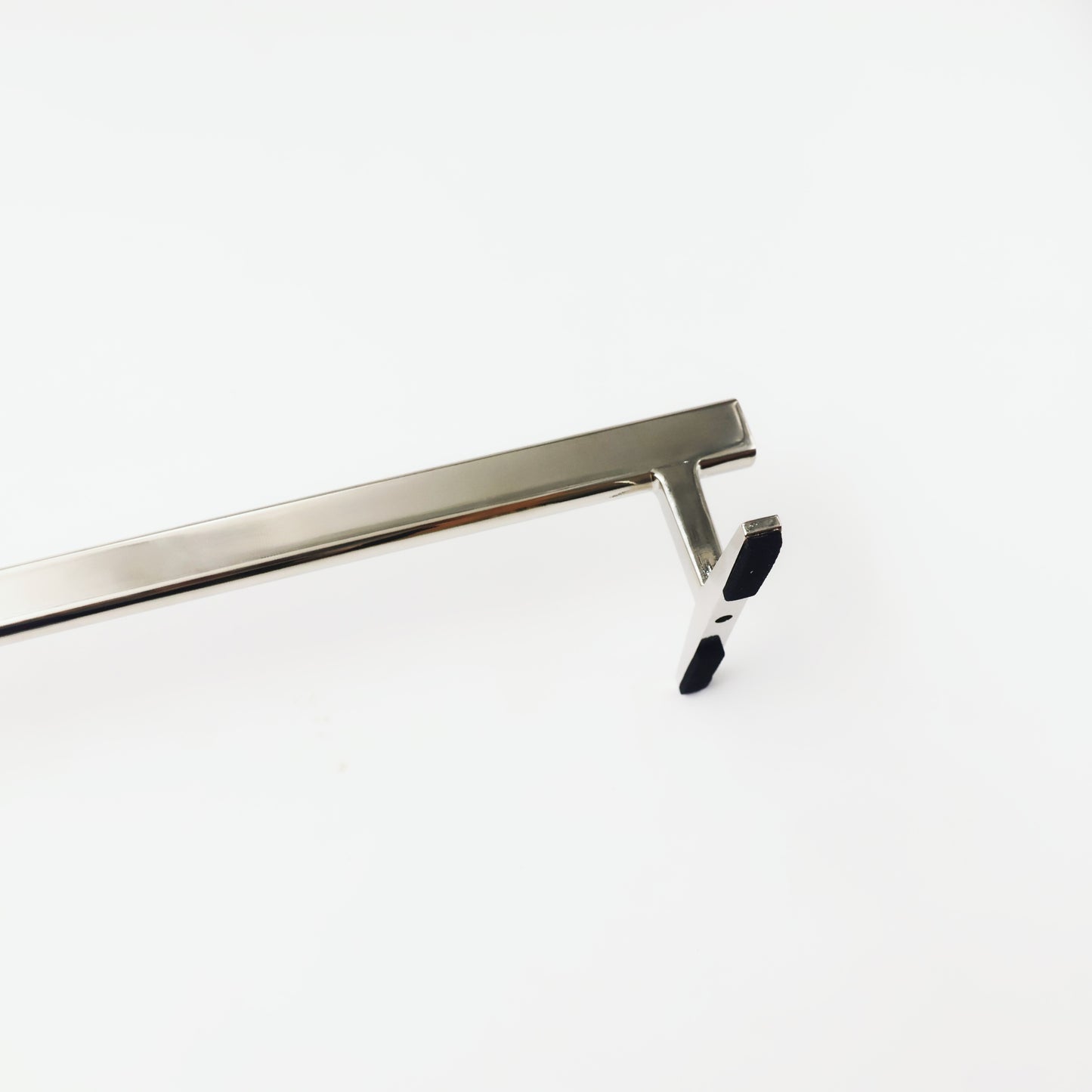 R1 Metal Fingerboard Rail