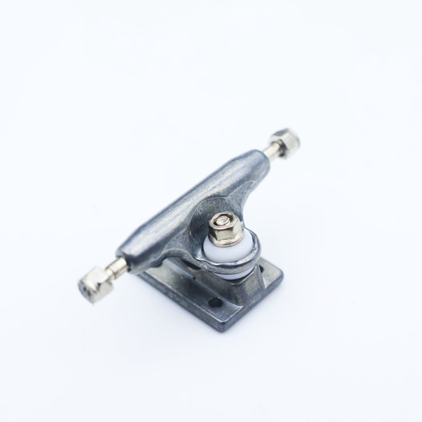 26mm V3 Fingerboard Trucks Normal/Inverted Kingpin