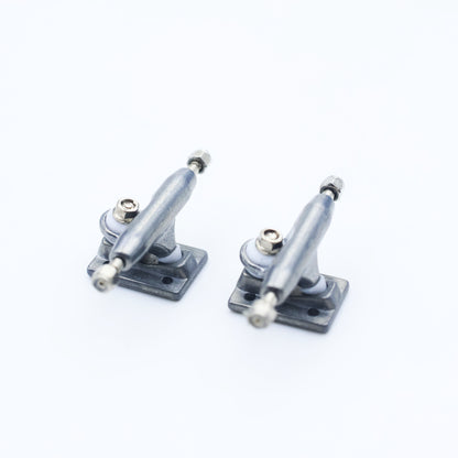 26mm V3 Fingerboard Trucks Normal/Inverted Kingpin