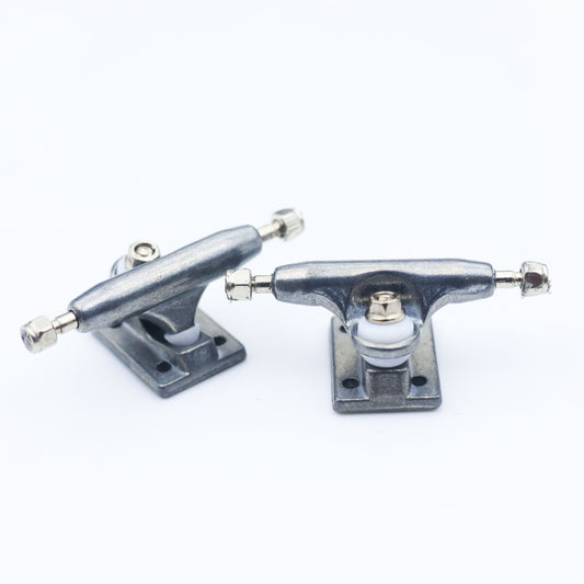 26mm V3 Fingerboard Trucks Normal/Inverted Kingpin